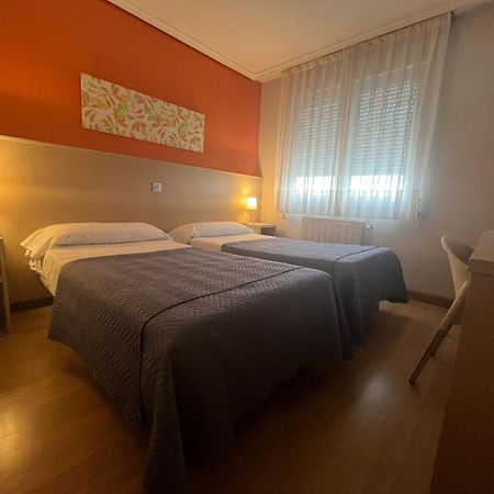 Hotel La Basilica Venta de Baños Екстериор снимка