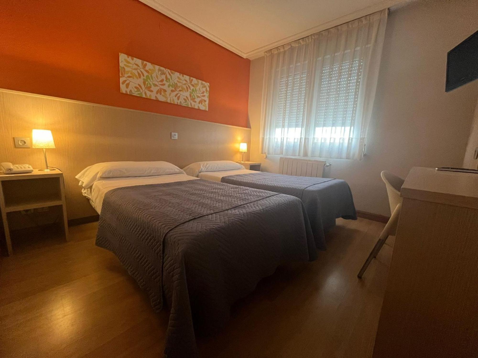 Hotel La Basilica Venta de Baños Екстериор снимка